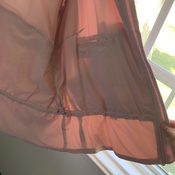 Lululemon Pack It Up Jacket - Picture 16 of 16
